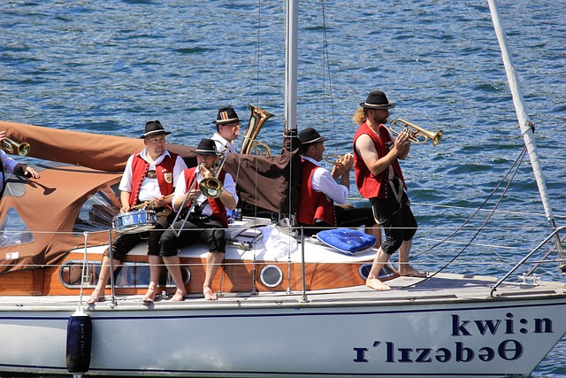 利离不开 利离不开